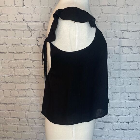 Le Lis Ruffle Strap Tank - Picture 5 of 6